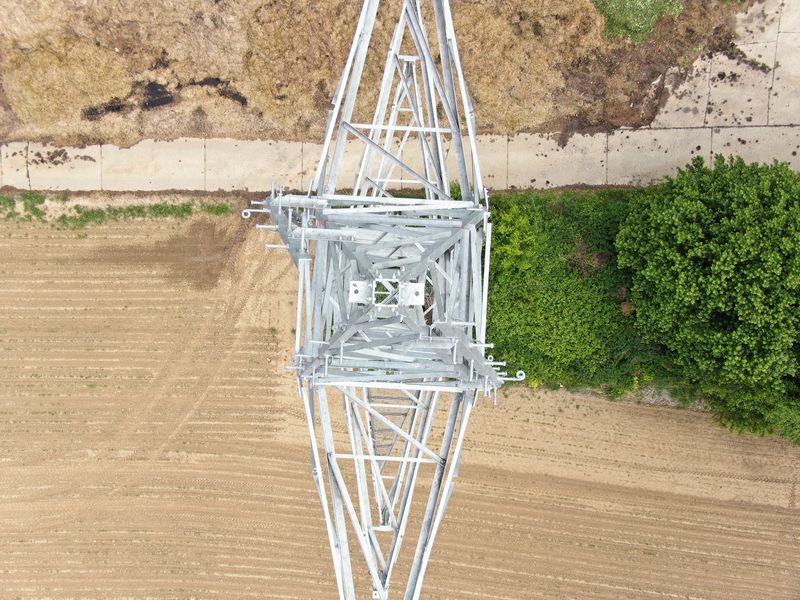 Powerline pylon inspection